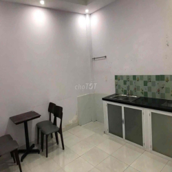 CHÍNH CHỦ CHO THUÊ NHÀ 3 TÂNG P PHÚ HỮU QIAPS QUẬN 2 4PN 8Tr