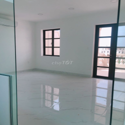 Văn phòng 35m2 cityland phường 10 có thang máy