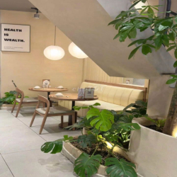 Nguyễn Thái Bình , Quận 1  - 4x20m , Trệt , 2 Lầu - 50 triệu/tháng .