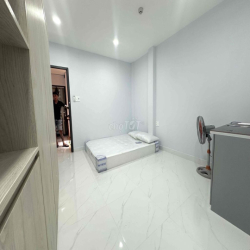 CHO THUÊ PHÒNG GIÁ RẺ NGAY BẮC HẢI CV LÊ THỊ RIÊNG FULL NỘI THẤT