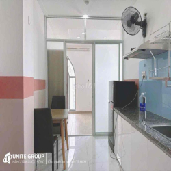 Cho thuê căn hộ 2pn 2wc thang máy bảo vệ full nt ở CMT8 Quận 10