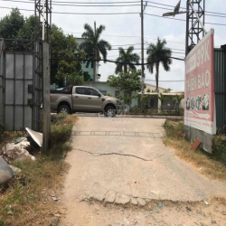 cho thuê 6240m2  mặt tiền Tăng nhơn phú, dt 100x85m, q9 cũ, giá 70k/m2