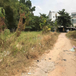 cho thuê 6240m2  mặt tiền Tăng nhơn phú, dt 100x85m, q9 cũ, giá 70k/m2