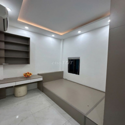 nhà ngõ 170 hoàng ngân 65m x5T ô tô đỗ cửa