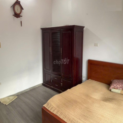 Nhà ngõ 29 phố Dịch Vọng, Diện tích 45m2 x 5 tầng có nội thất 