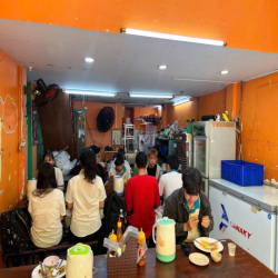 SANG QUÁN CƠM GÀ CÓ LƯỢNG KHÁCH SINH VIÊN ỔN ĐỊNH Ở BÌNH THẠNH