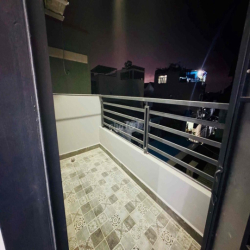 PHÒNG BAN CÔNG GẦN HUTECH, UEF, PHẠM VĂN ĐỒNG, BÌNH THẠNH, TÂN BÌNH