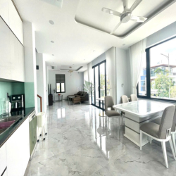 CHO THUÊ NHÀ LÔ GÓC 4 PHÒNG NGỦ KHU MỸ GIA NHA TRANG GIÁ 40 TRIỆU