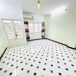 Nhà thuê Phạm Văn Xảo. Quận Tân Phú (2pn, 2wc) hẻm xe hơi.