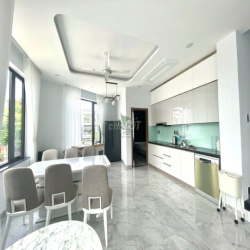 CHO THUÊ NHÀ LÔ GÓC 4 PHÒNG NGỦ KHU MỸ GIA NHA TRANG GIÁ 40 TRIỆU