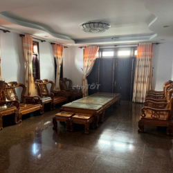 Cho thuê Biệt thự MTKD 200m2 đường oto Trường Thọ Thủ Đức 30tr