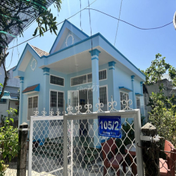 Cho thuê nhà sân vườn rộng 300 m2