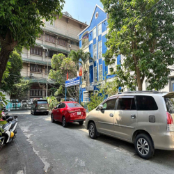 đăng dùm cô chủ nhà, chung cư tầng 4, 6tr5/ tháng