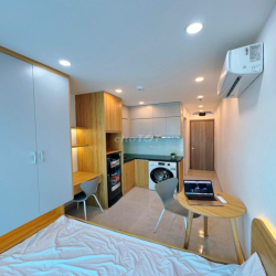 NHÀ THẬT GIÁ THẬT - NGAY KHU VỰC NGÃ TƯ SỞ -STUDIO FULL ĐỒ + BAN CÔNG