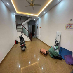 Dương Quảng Hàm 94m2x2 tầng, ô tô qua nhà, giá từ 15Tr, có TL