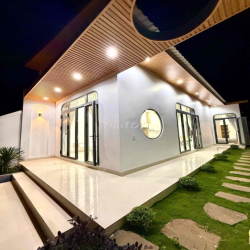 Chính chủ bán nhà mới xây, nội thất đầy đủ