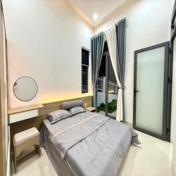 Chính chủ bán nhà mới xây, nội thất đầy đủ