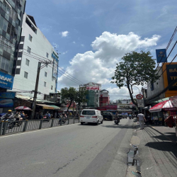 Nhà cho thuê mặt tiền đường tân mỹ qua phú mỹ hưng Q7
