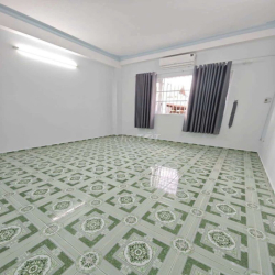 Nhà 1 Trệt 2 Lầu sân thượng 4x17m 4 phòng 4 wc Hẻm 151 đường Trần Não