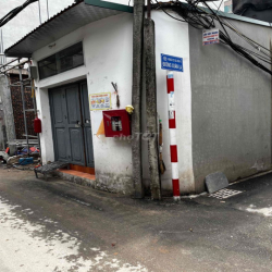 Nhà c4 ngõ ô tô đường Võ Chí Công