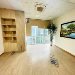 Cho Thuê Nhà MT Bàu Cát 2 , P.14, Q.Tân Bình, DT: 6x17m, Trệt 3 Lầu