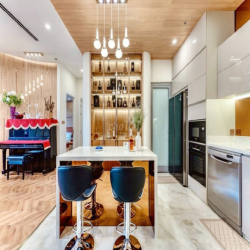 TÔI CẦN CHO THUÊ 2PN VINHOMES CENTRAL PARK NT CAO CẤP - LANDMARK 81