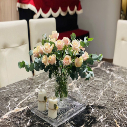 TÔI CẦN CHO THUÊ 2PN VINHOMES CENTRAL PARK NT CAO CẤP - LANDMARK 81