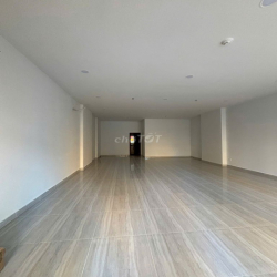 CHO THUÊ SHOPHOUSE GIÁ 25TR/THÁNG,MỚI 100% DT 71,1m2,CƯ DÂN ĐÔNG