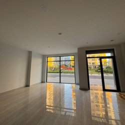 CHO THUÊ SHOPHOUSE GIÁ 25TR/THÁNG,MỚI 100% DT 71,1m2,CƯ DÂN ĐÔNG