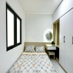 Stuidio Full Nội Thất ngay Ngã Tư Phú Nhuận