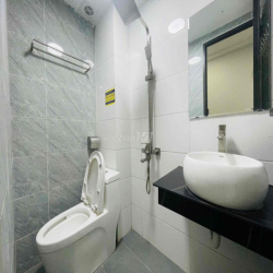 STUDIO BAN CÔNG MIỄN CHÊ FULL ĐỒ  VIEW CẦU VƯỢT CÁCH BIG C 2KM