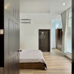 Cho thuê căn hộ full nội thất ban công thoáng Dương Bá Trạc Quận 8