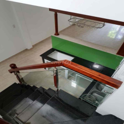 NHÀ ĐẸP 1 SẸC HẺM XE HƠI QUANG TRUNG