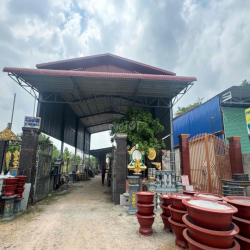 💥 CHO THUÊ MẶT BẰNG 320m2. MT quốc lộ 13. Gần chợ trừ Văn thố. 20tr/th