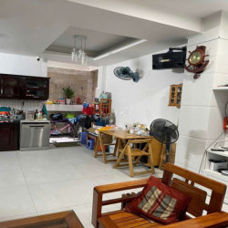 Nhà phố 3 lầu MT đường số khu LPM, đt 5 x 12m.