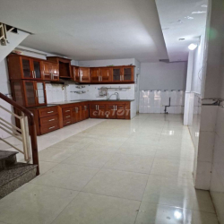 nhà mặt tiền đường TÂY SƠN 4X16M, GÁC LỮNG, 2 PN, 2WC,  2 ML, GIÁ 9TR