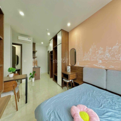Studio ban công - full nội thất gần Nguyễn Gia Trí và Metro Tân Cảng