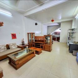Cho thuê nhà riêng ngõ 66 Tân Mai - 36m2 - 2 ngủ