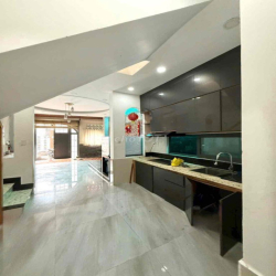 Villa Mini Full Nội Thất (4,6x12,8m) 2Lầu ST 3PN.3WC Phạm Văn Chiêu 13