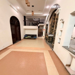 Nhà BT chính chủ cho thuê 300m2 đường oto Hiệp Bình Chánh Thủ Đức 33tr