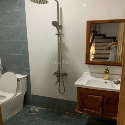 Nhà BT chính chủ cho thuê 300m2 đường oto Hiệp Bình Chánh Thủ Đức 33tr