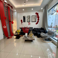 Cho thuê nhà làm Homestay 8PN 8WC khu Sân bay