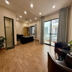 Cho thuê nhà làm Homestay 8PN 8WC khu Sân bay