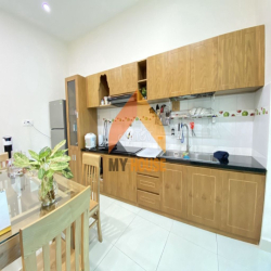 VILLA BÉ XINH SẠCH THƠM MÁT XÁCH VALI VÀO Ở LIỀN