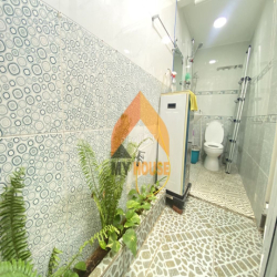 VILLA BÉ XINH SẠCH THƠM MÁT XÁCH VALI VÀO Ở LIỀN