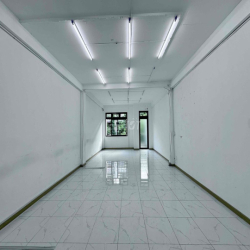 Nguyên căn 5x21m (Hầm 4 tầng) k thang máy, sàn trống giá chỉ 30tr