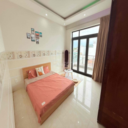 Cho thuê CHDV full nội thất Sale dịp lễ