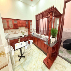 Cho thuê CHDV full nội thất Sale dịp lễ