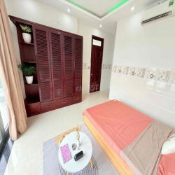 Cho thuê CHDV full nội thất Sale dịp lễ