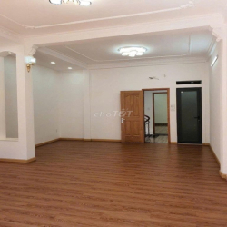 Cần cho thuê nhà Mặt Tiền Đường Số 3 Cư Xá Đô Thành P.4 Q.3